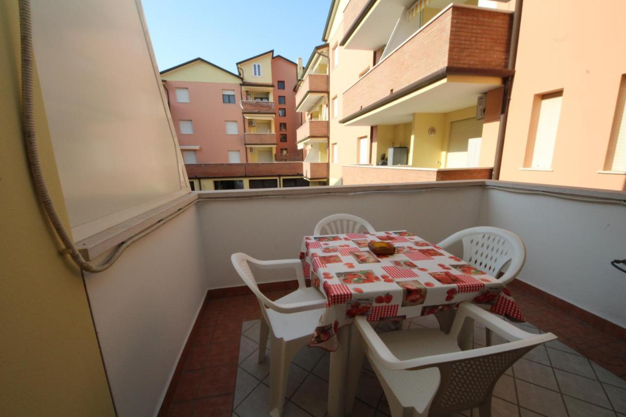 Acquasmeralda Appartamento 03 Rosolina Mare Dış mekan fotoğraf